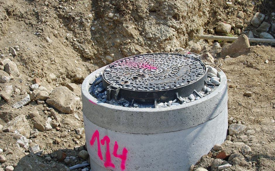 comment déboucher un wc Roinville